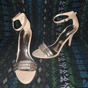 NWOT Nine West Silver Leather Ankle Strap Sparkly Rhinestone Heels Women's 6.5